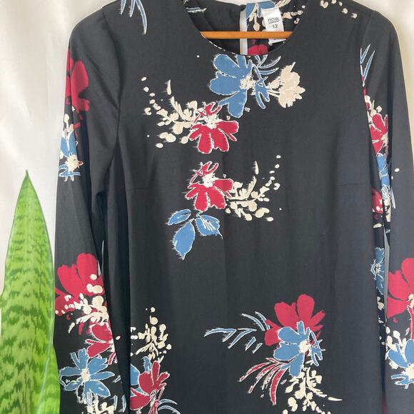 Now| Girls black floral flared long sleeve dress - Picture 3 of 10